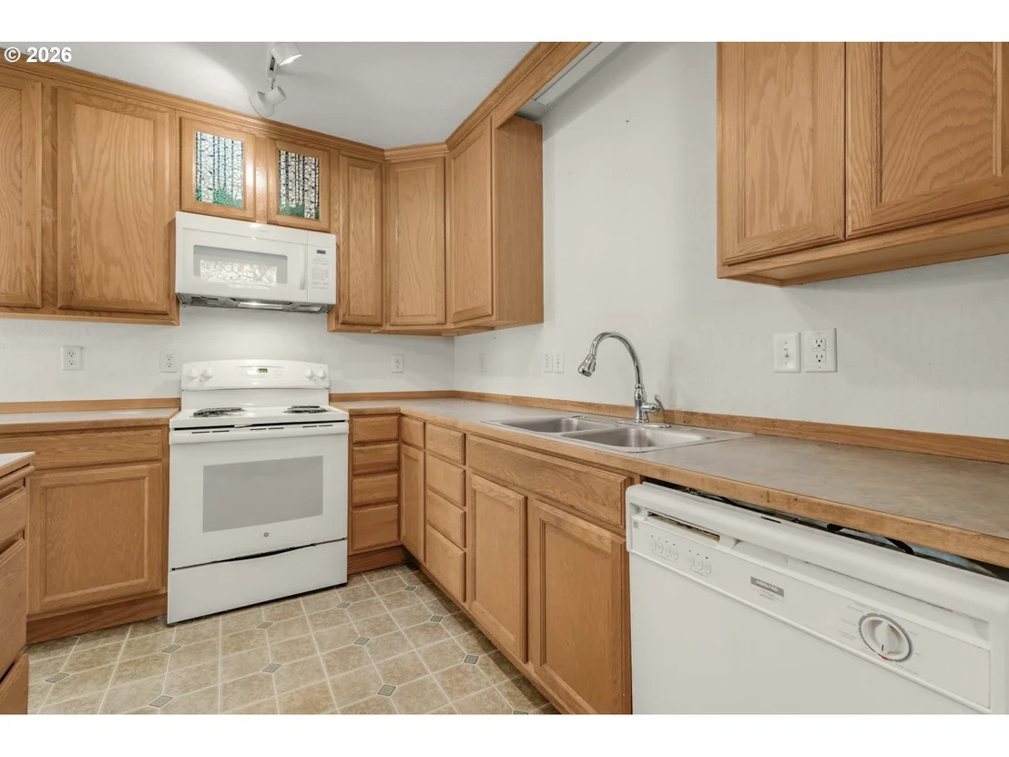 Photo of 482 S 4TH ST