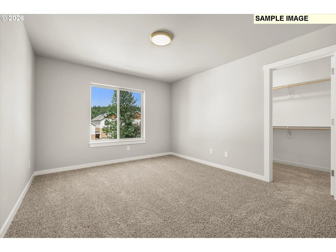 Photo of 137 NW MAWRCREST AVE