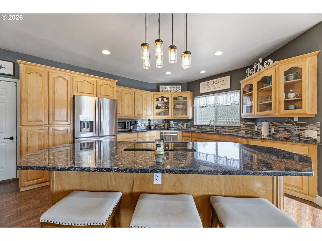 Photo of 997 KRISTA LN