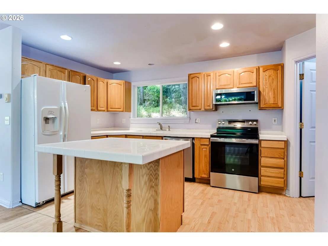 Photo of 667 KAMAPHEEMA PL