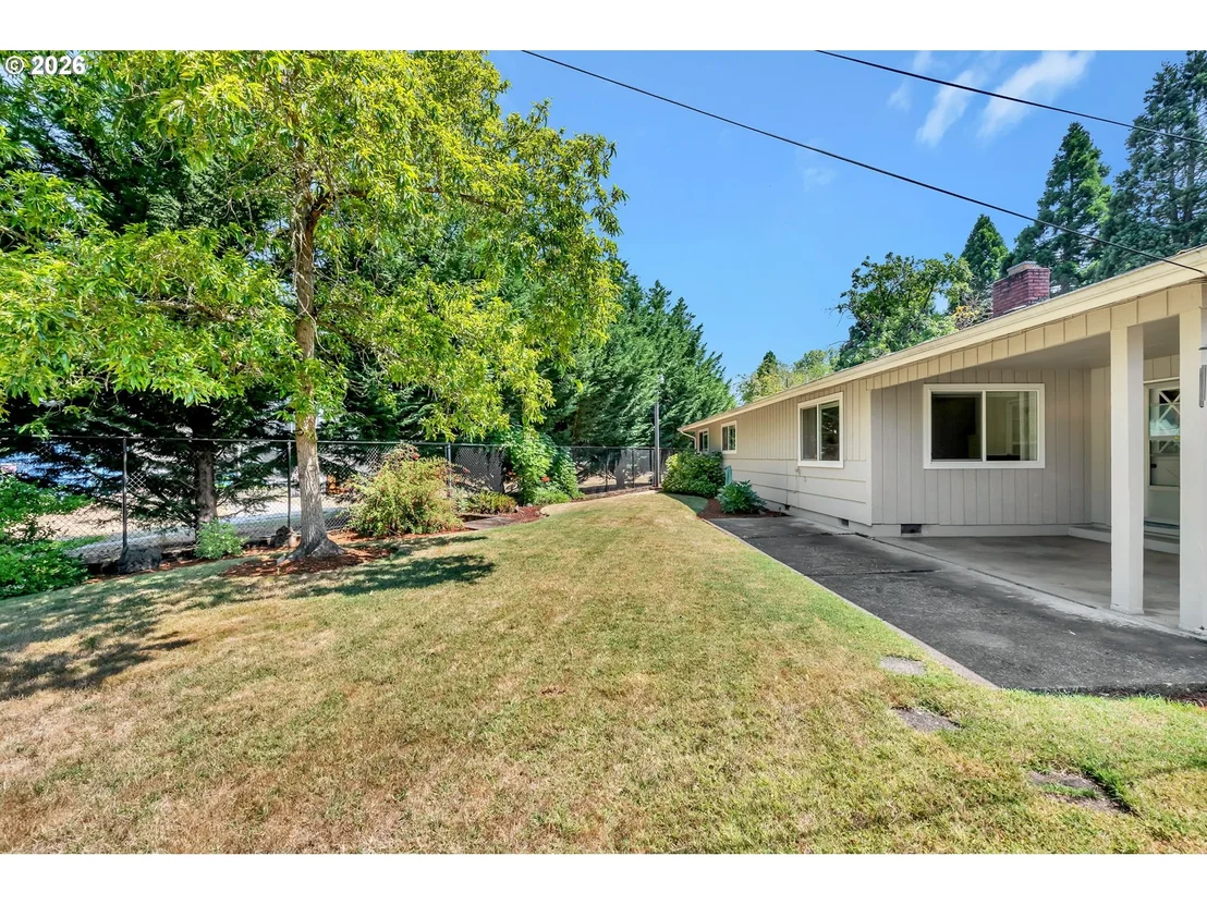 Photo of 681 HATTON AVE