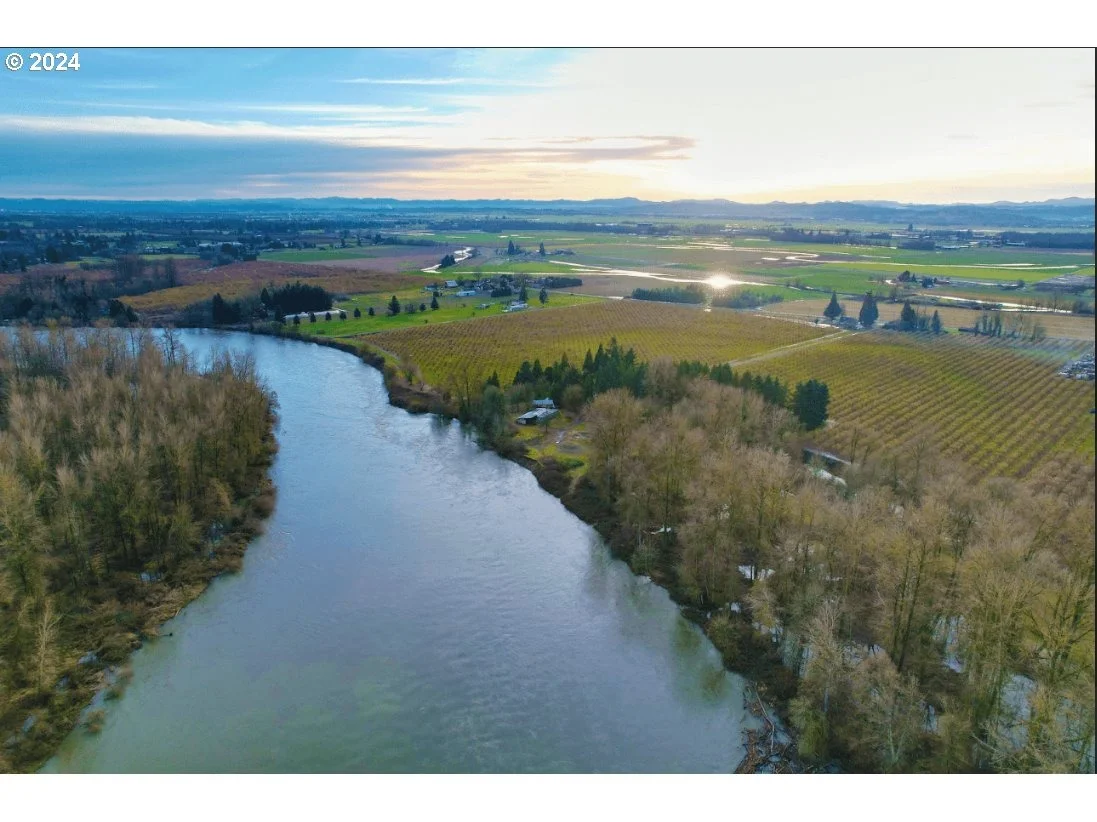 Photo of 93579 RIVER RD