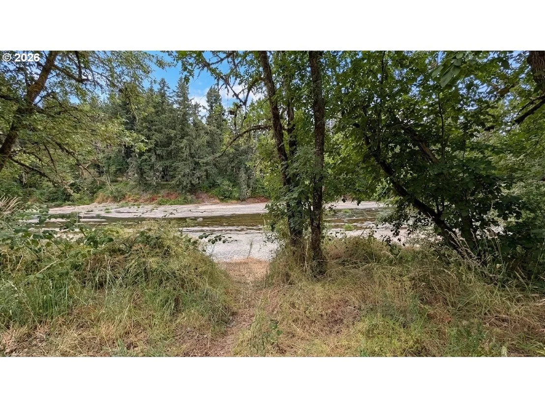 Photo of 36991 ROW RIVER RD