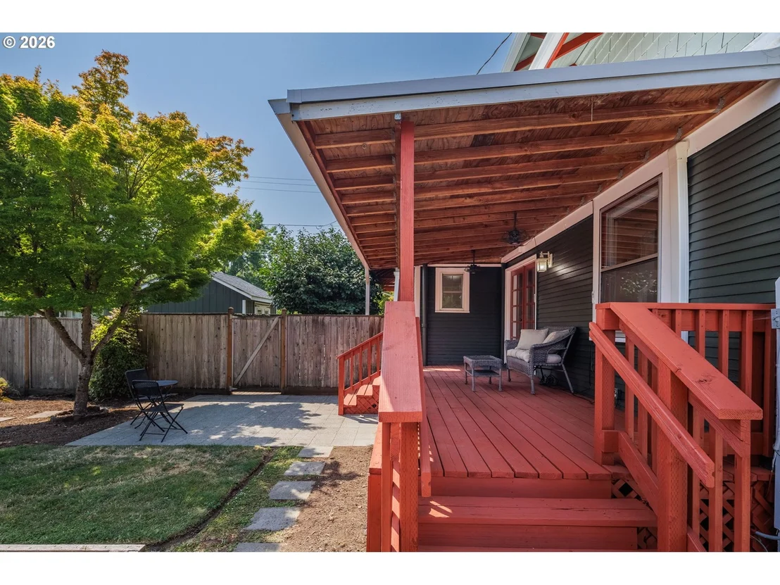 Photo of 199 SANTA CLARA AVE