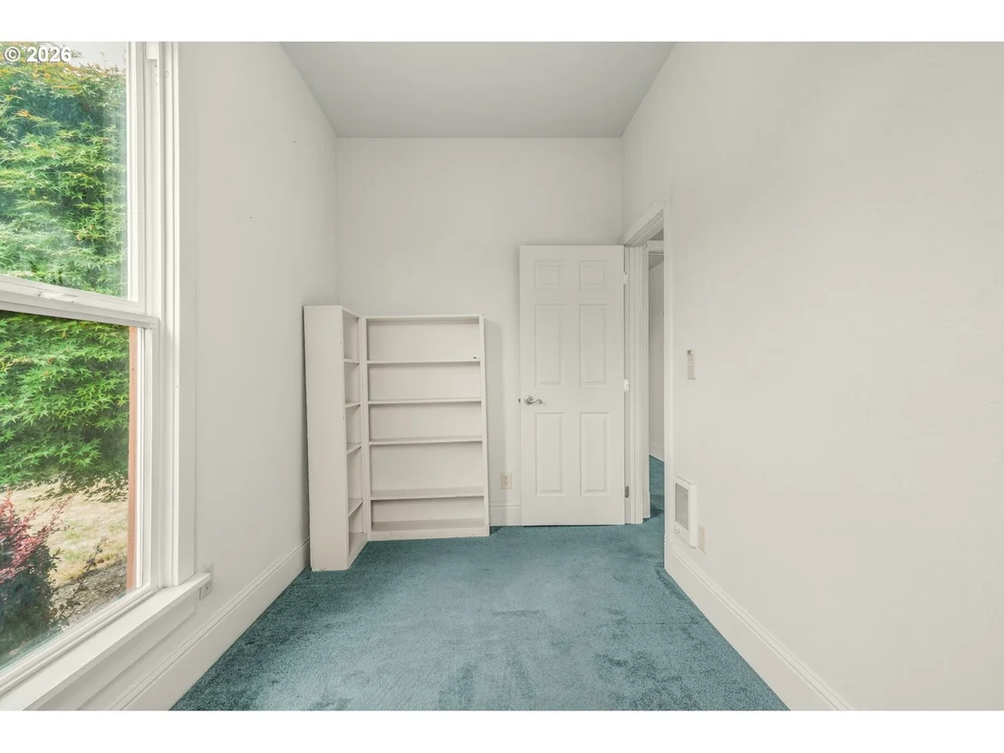 Photo of 482 S 4TH ST