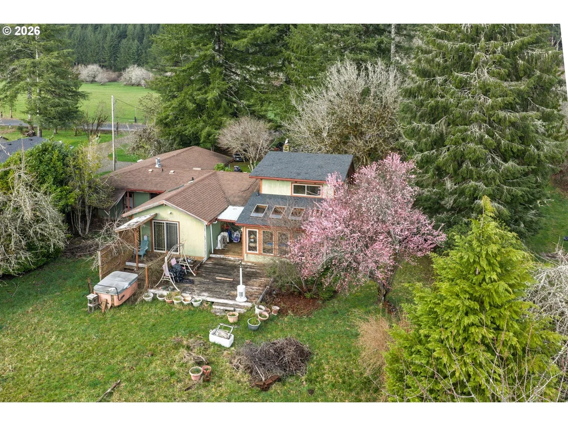 Photo of 1377 MOONSHINE PARK RD