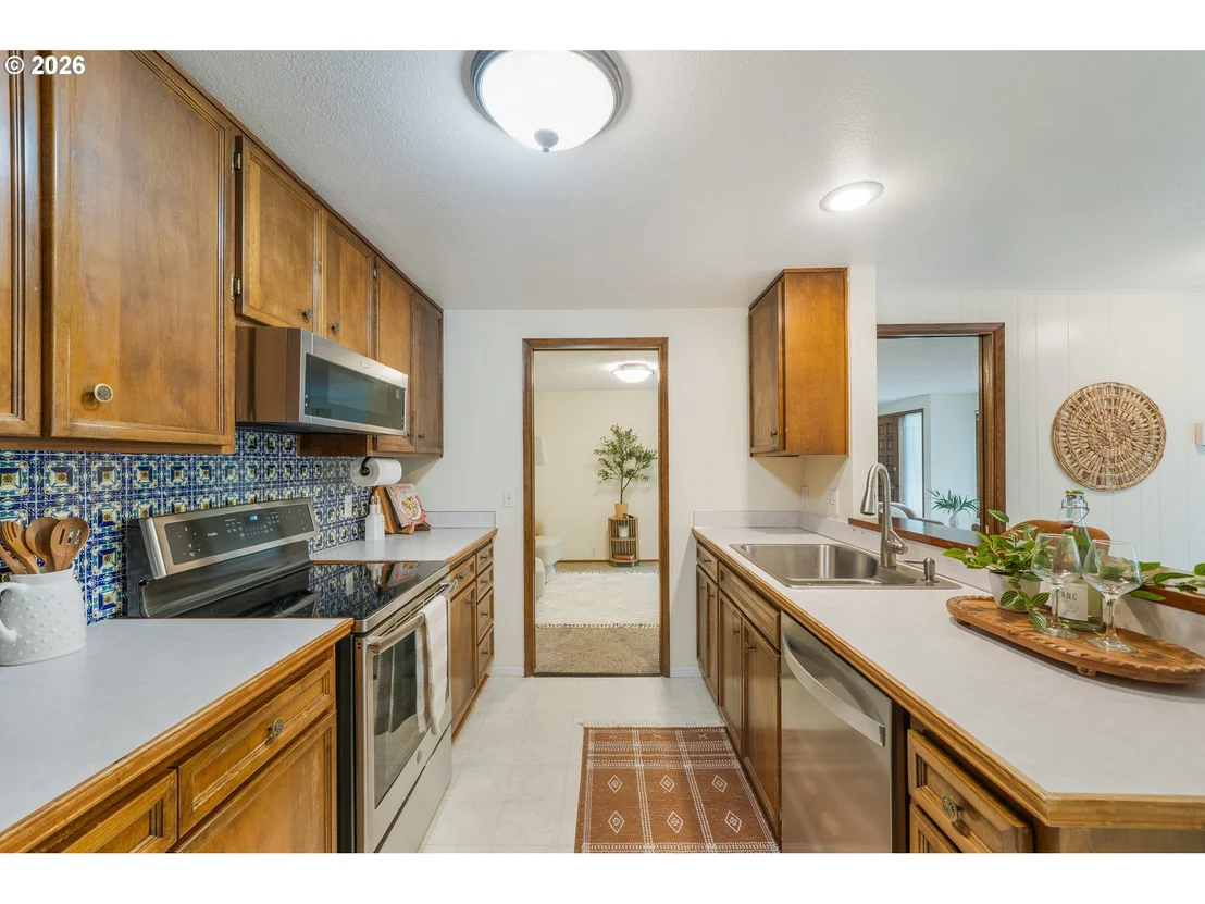 Photo of 101 WESTBROOK WAY