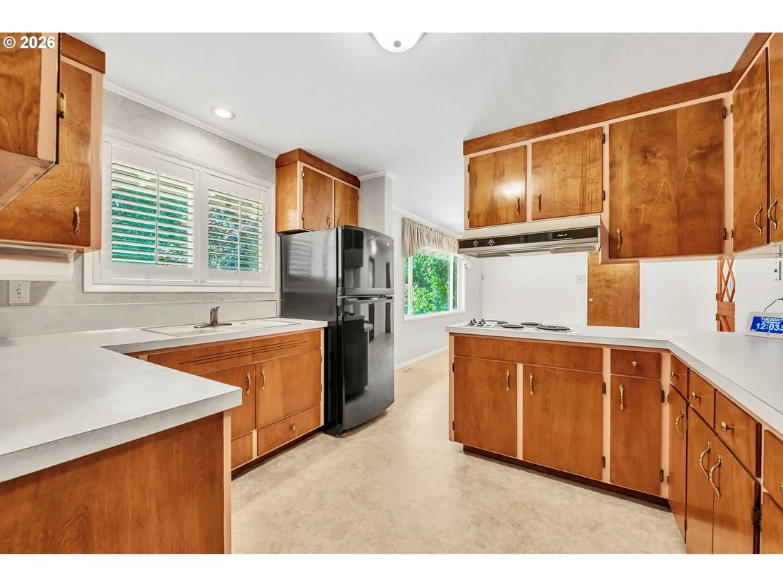 Photo of 681 HATTON AVE