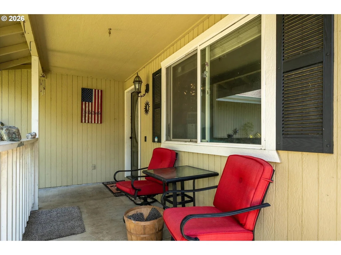 Photo of 995 KINTZLEY AVE