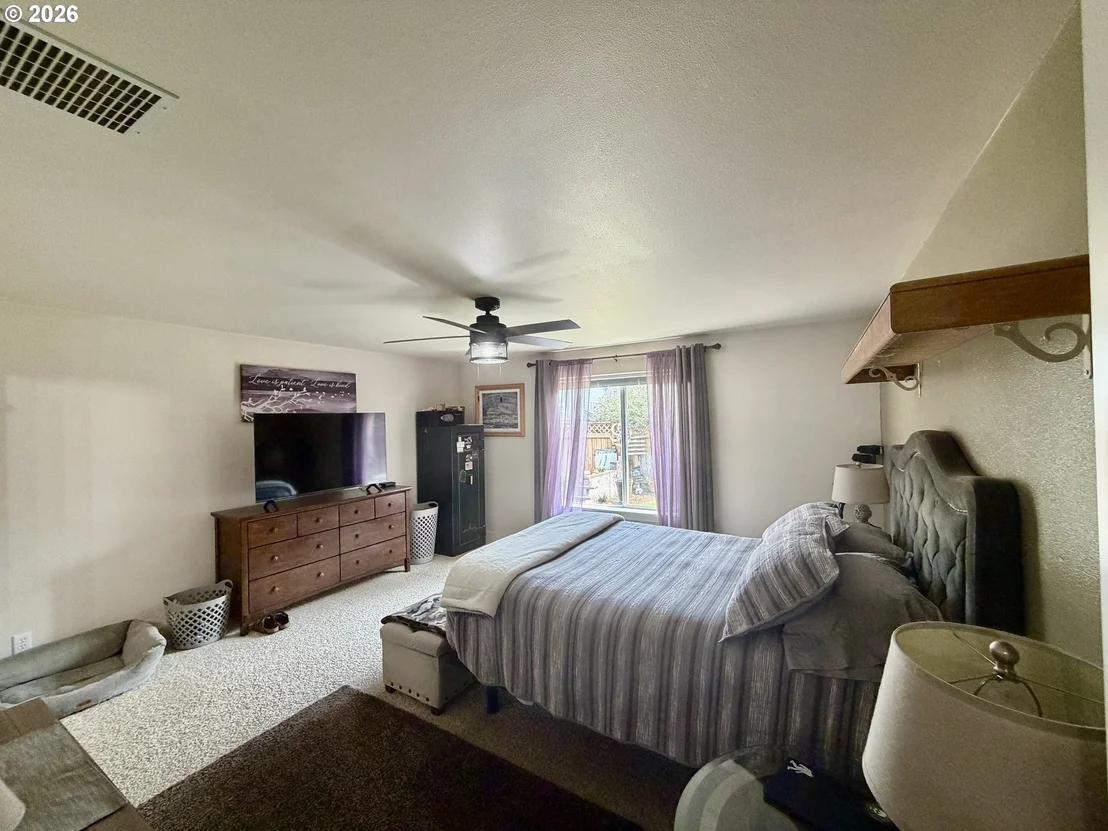 Photo of 5976 FIRESTONE DR