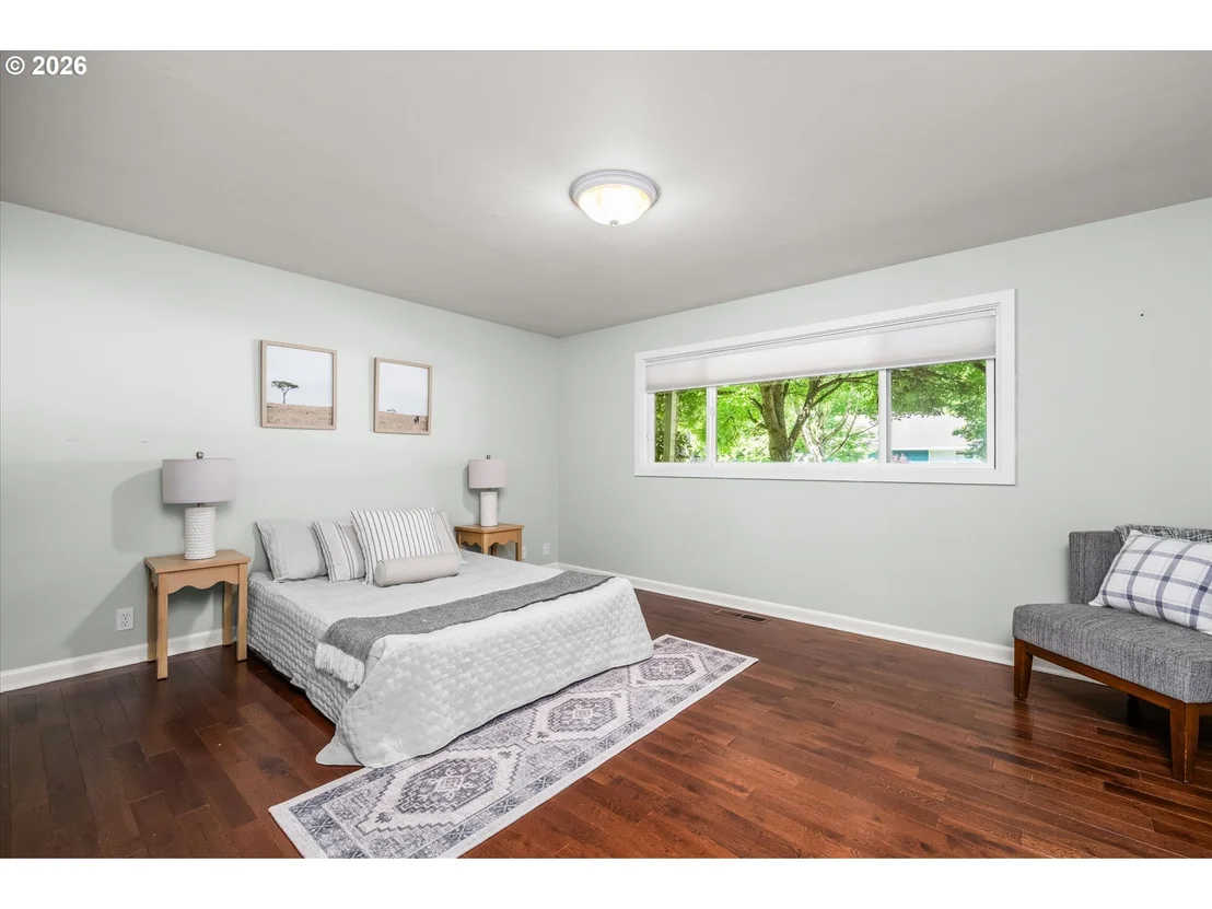 Photo of 243 DARTMOOR DR