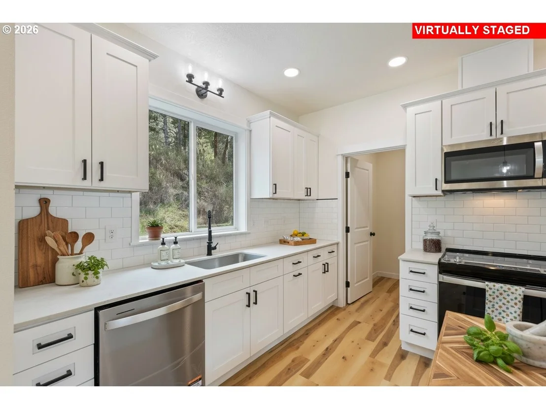 Photo of 610 TERRACE DR