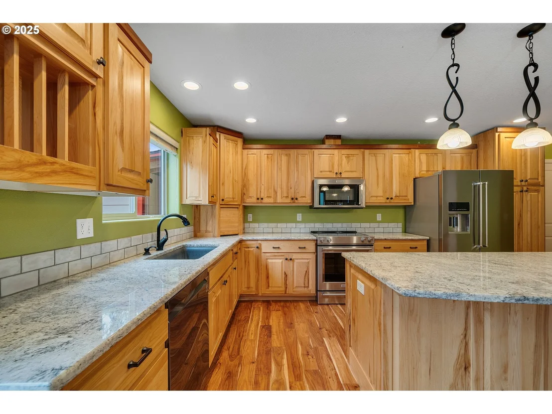 Photo of 3355 HUBERT RD