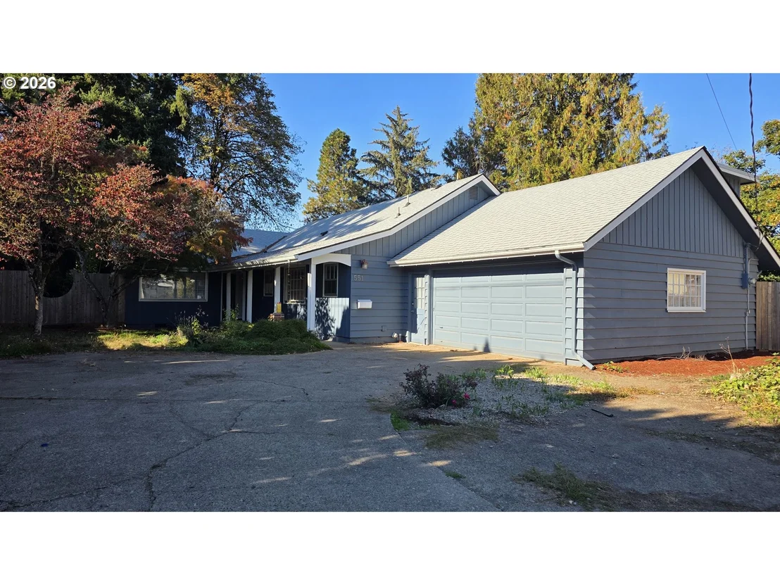 Photo of 551 SHIRE CT