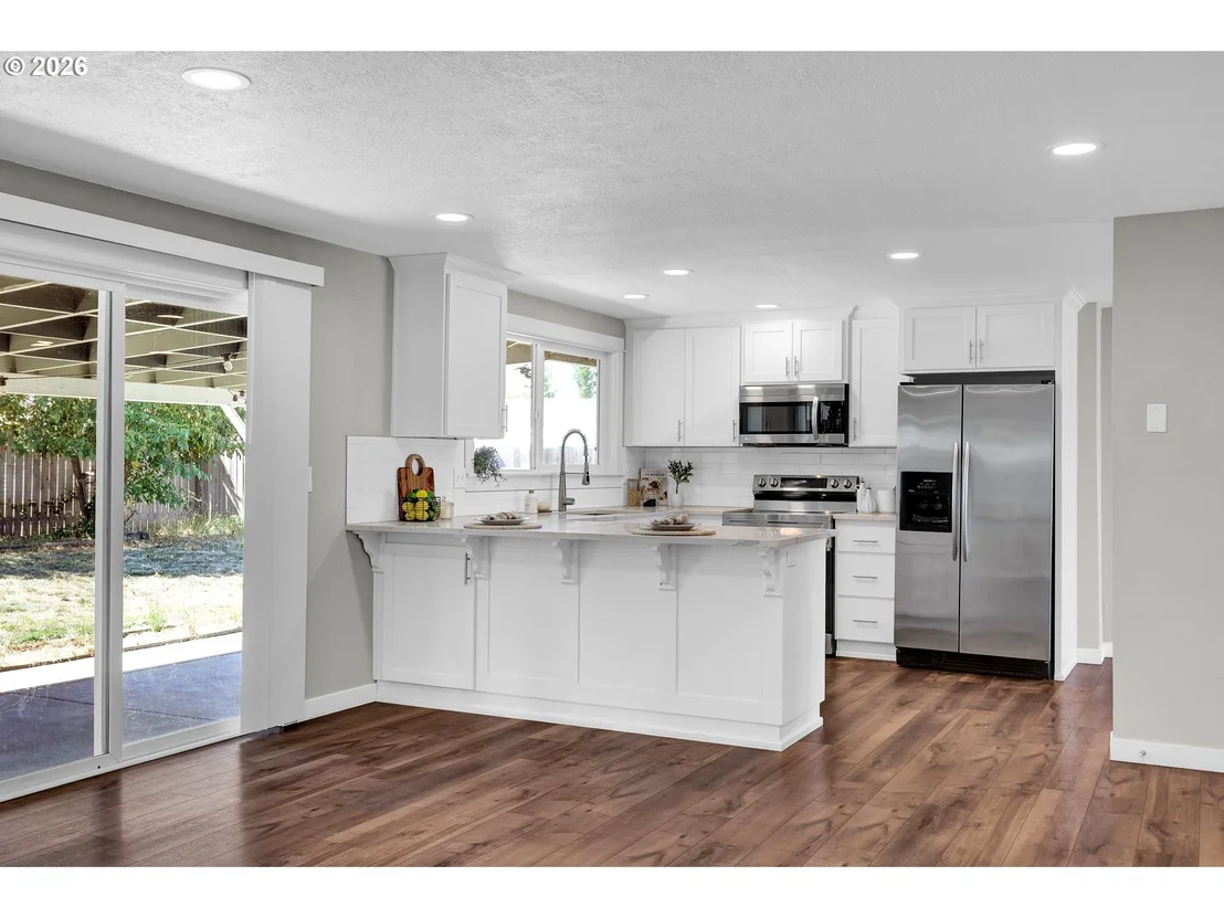 Photo of 326 38TH PL