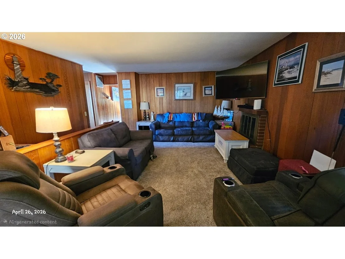 Photo of 488 WALNUT LN