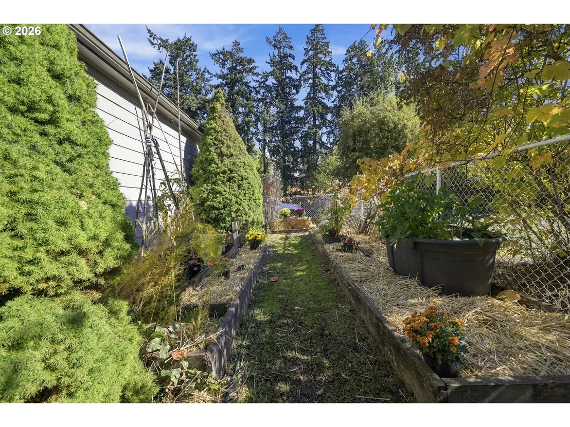 Photo of 580 HORN LN