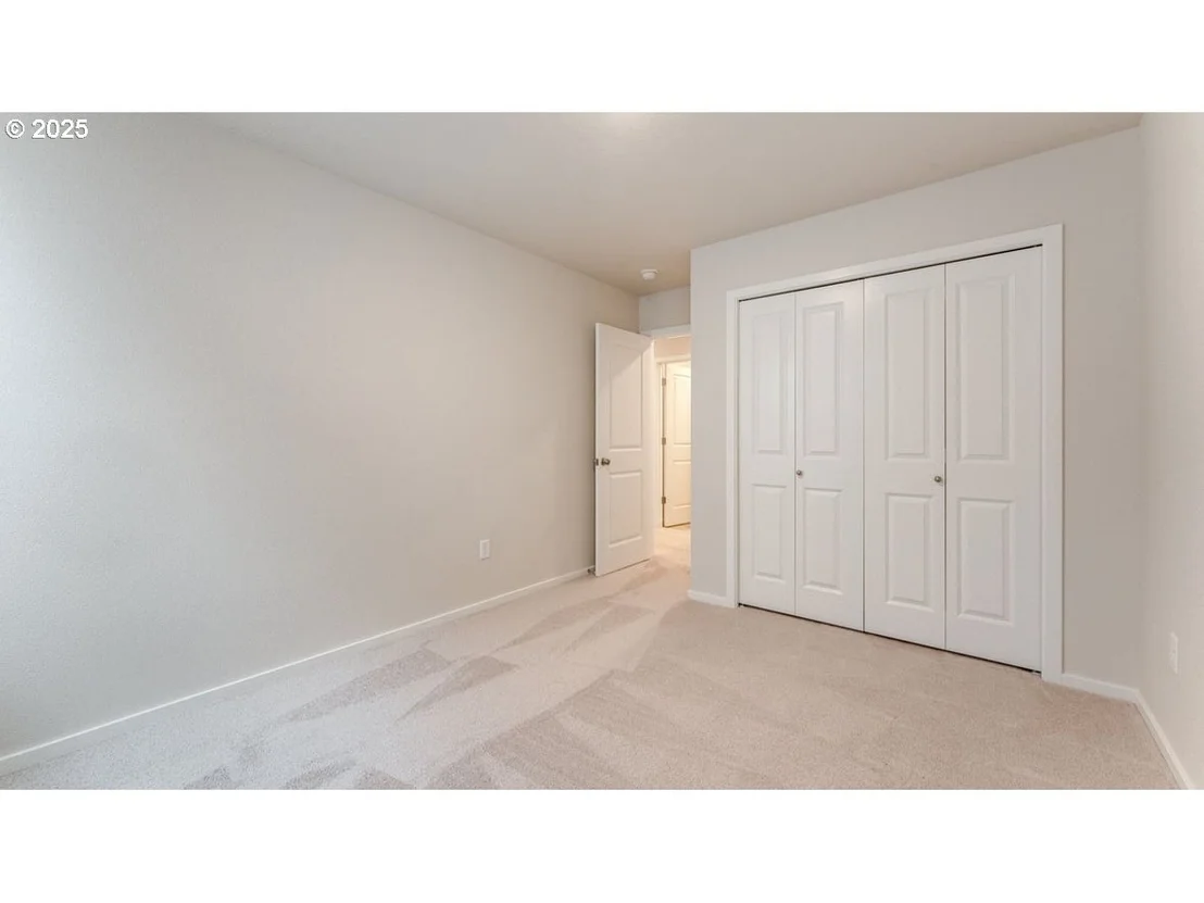Photo of 447 Pietro ST NE