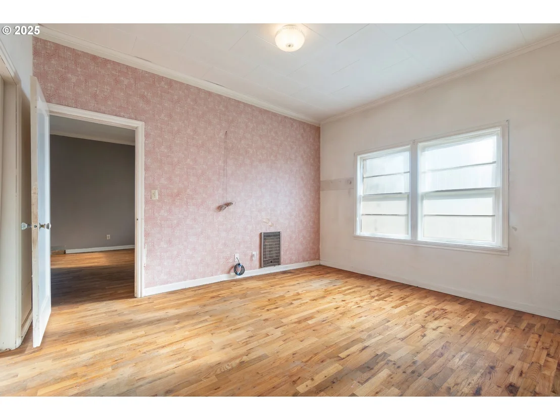 Photo of 412 GARDNER AVE