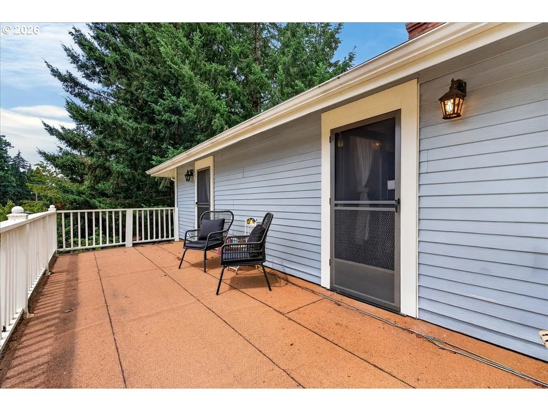 Photo of 935 SPRINGHILL DR
