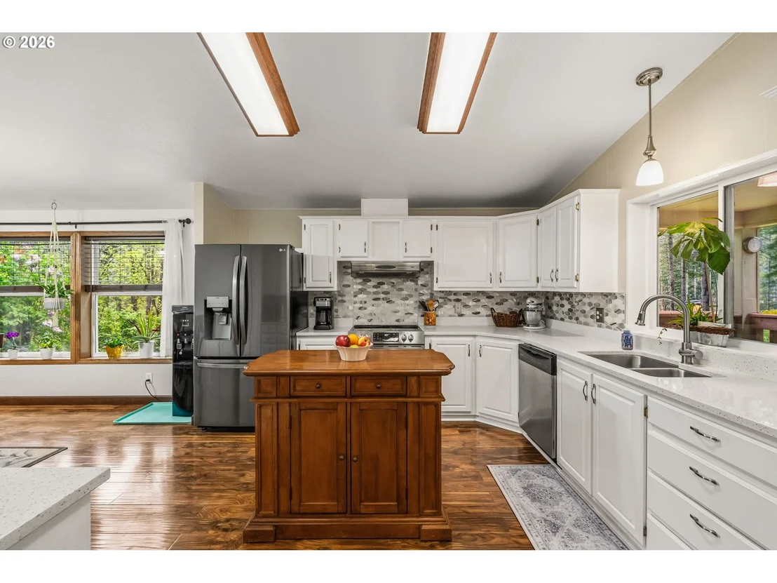 Photo of 49400 EAGLE ROCK PL