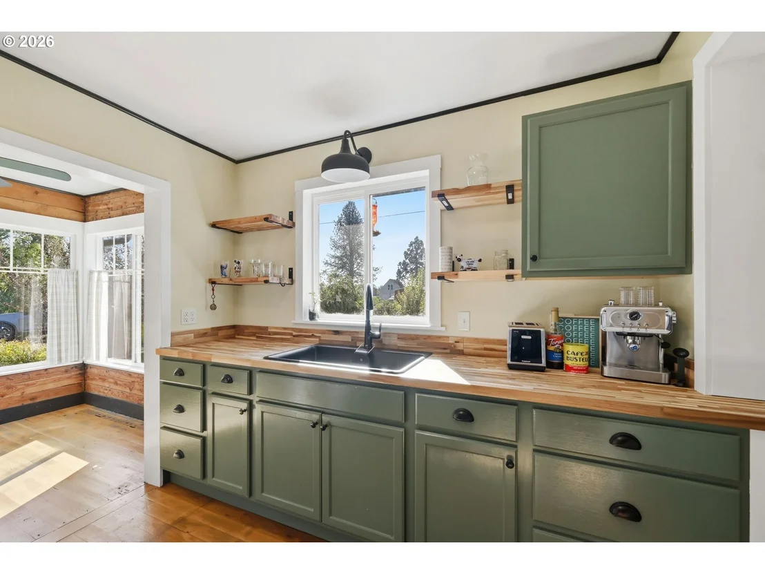 Photo of 32565 BOSTON MILL DR