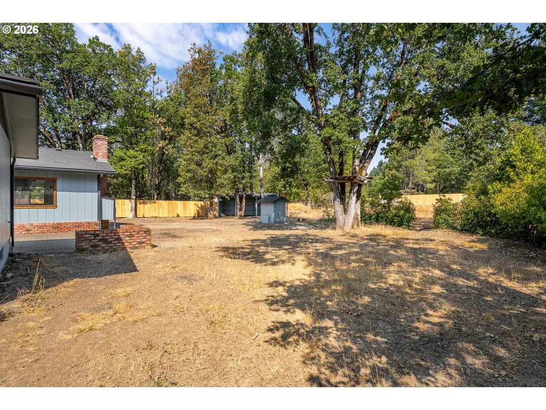Photo of 222 SHADYWOOD DR