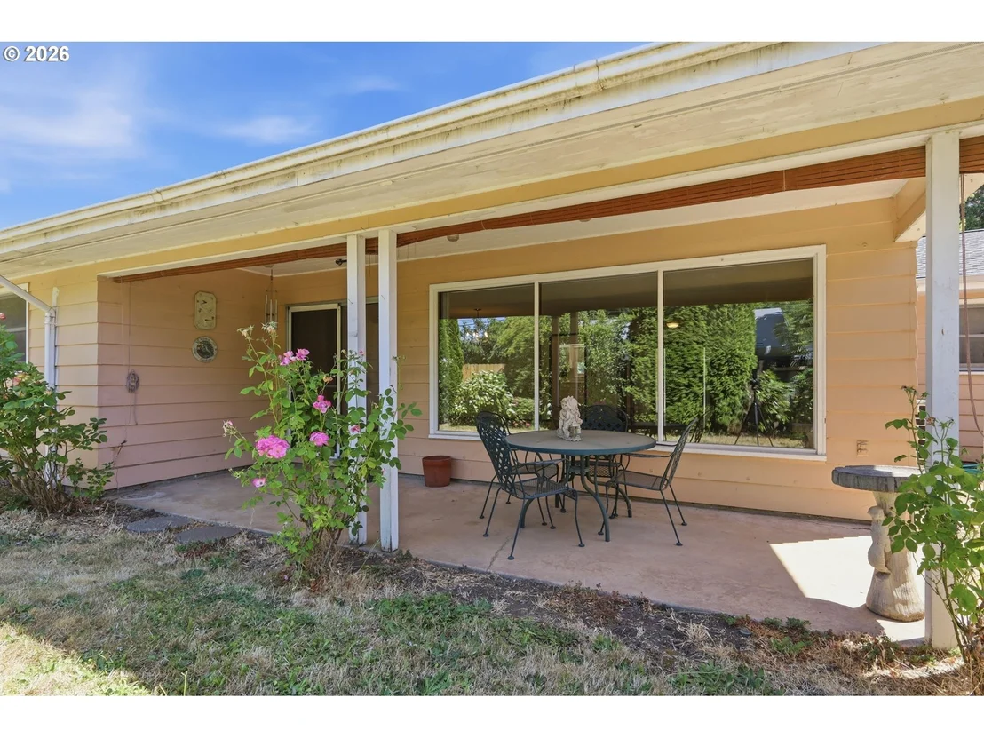 Photo of 1030 1ST PL