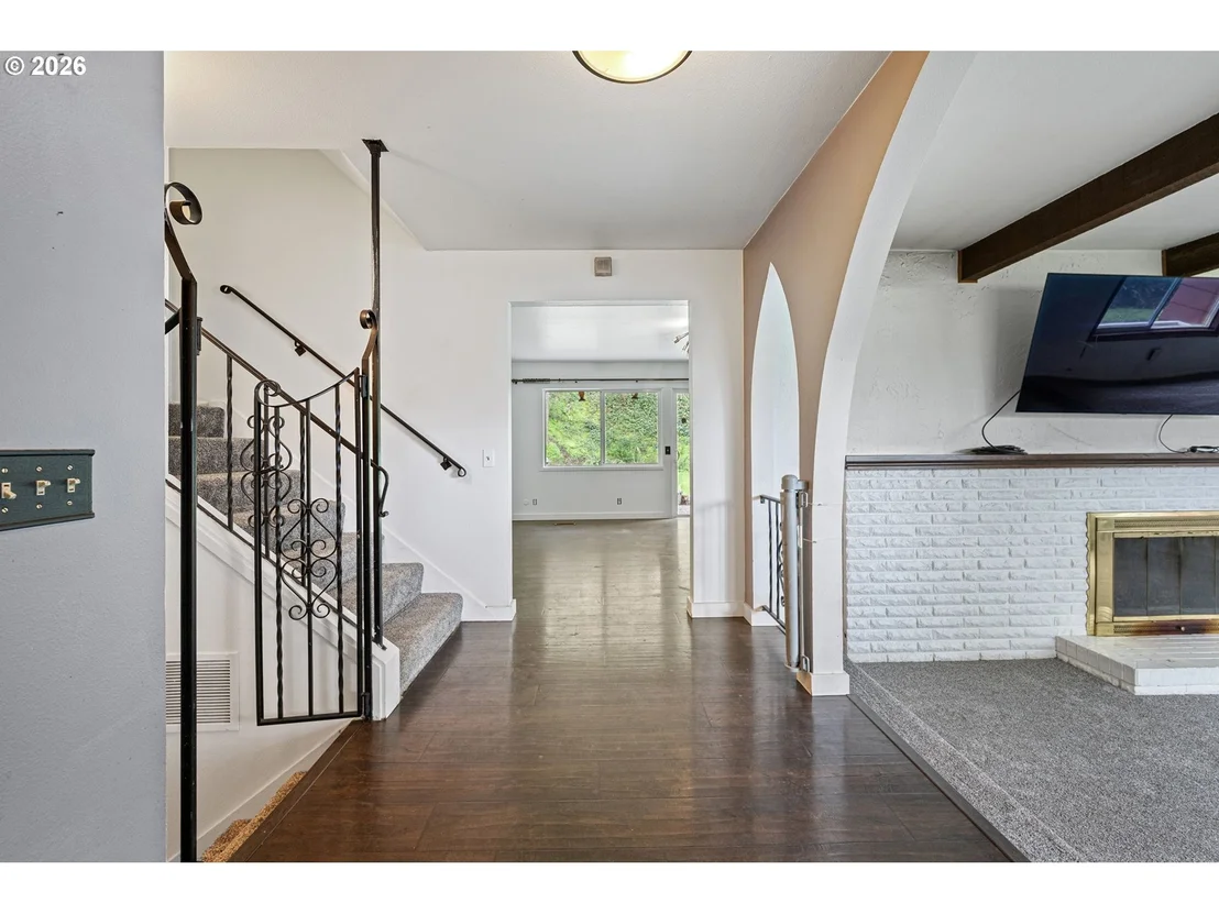 Photo of 28974 GIMPL HILL RD