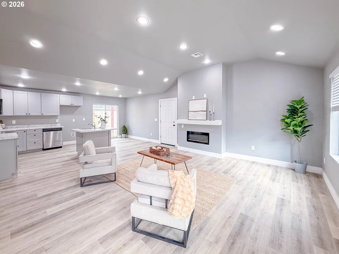 Photo of 2382 E IRWIN WAY