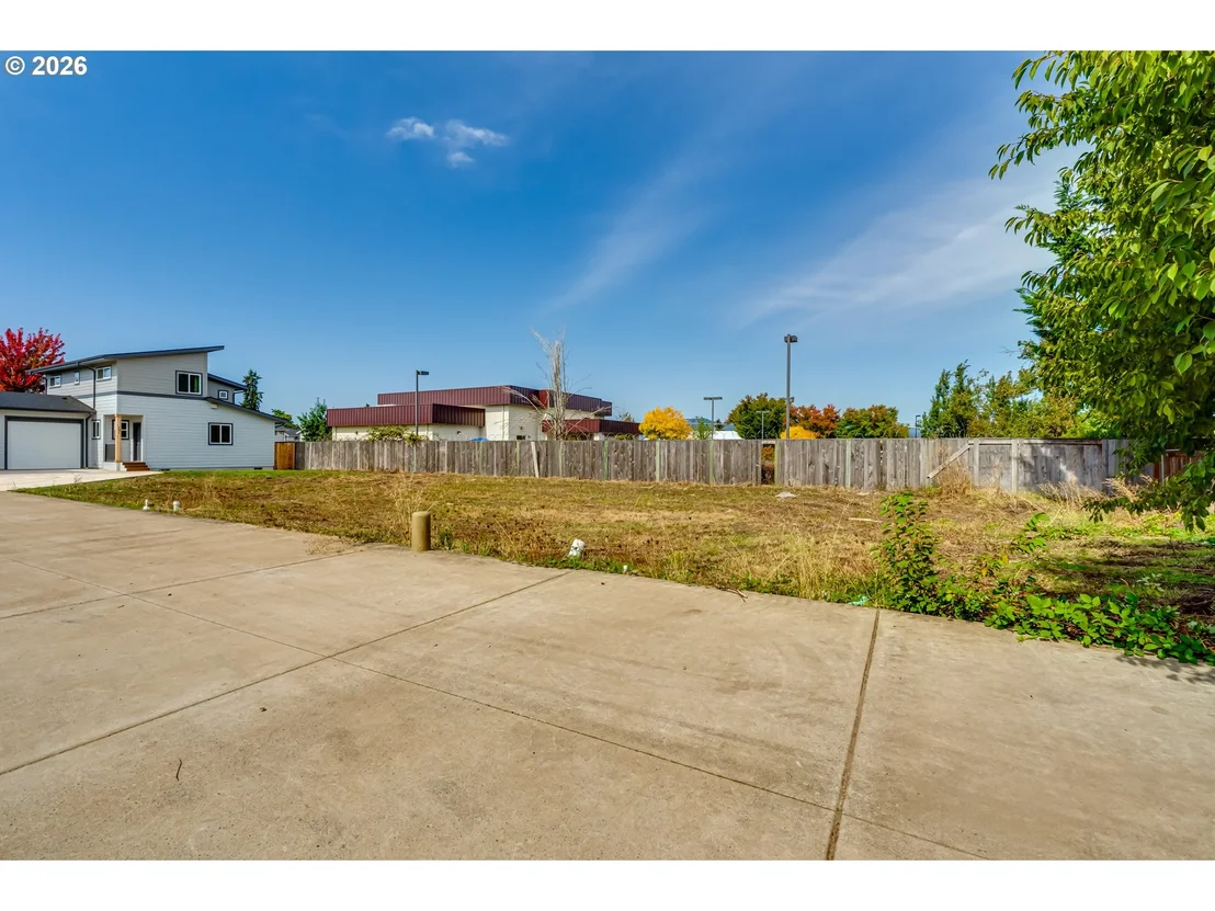 Photo of Unit 2 at S 41st PL