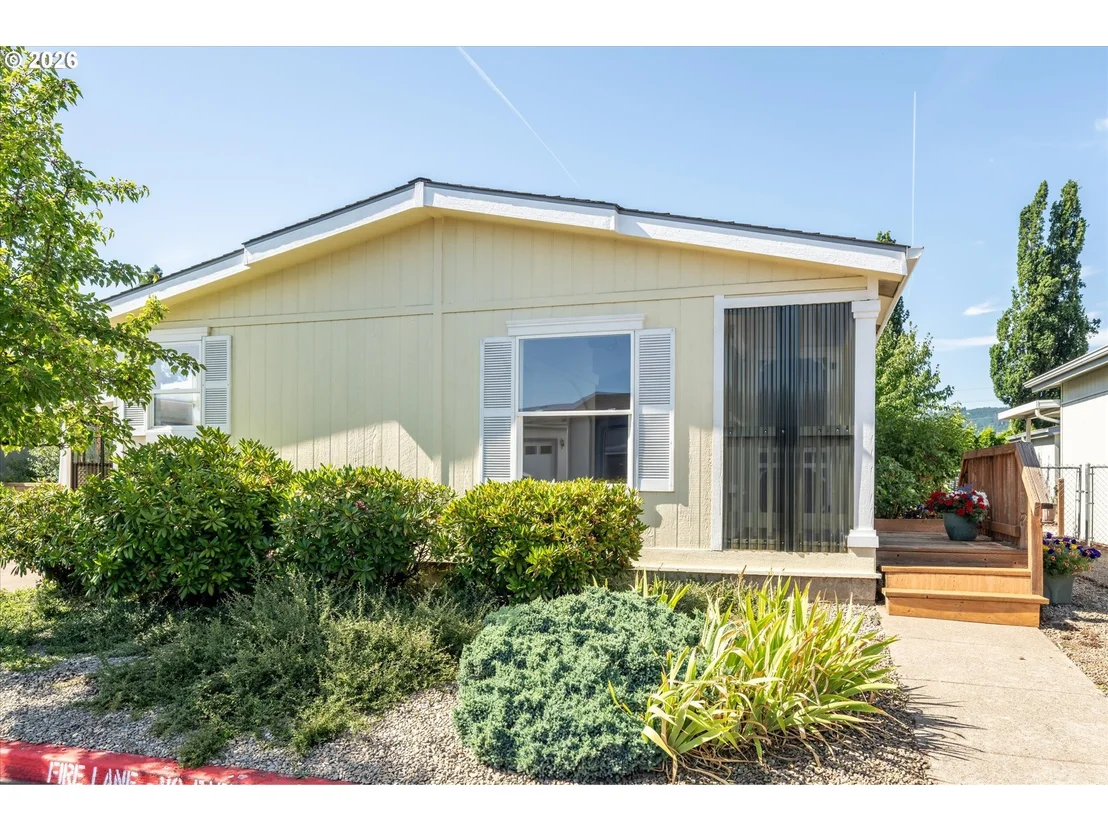 Photo of 2242 MAIA LOOP