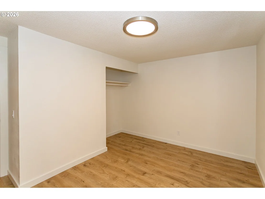 Photo of 395 E 46TH AVE