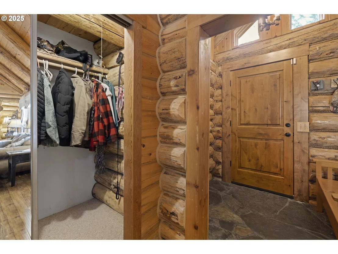 Photo of 140643 KAMLOOP LN