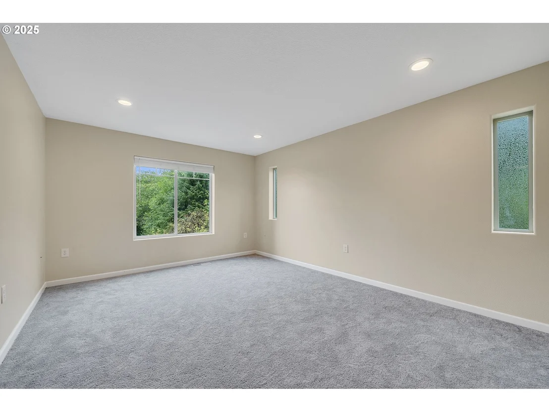 Photo of 3355 HUBERT RD