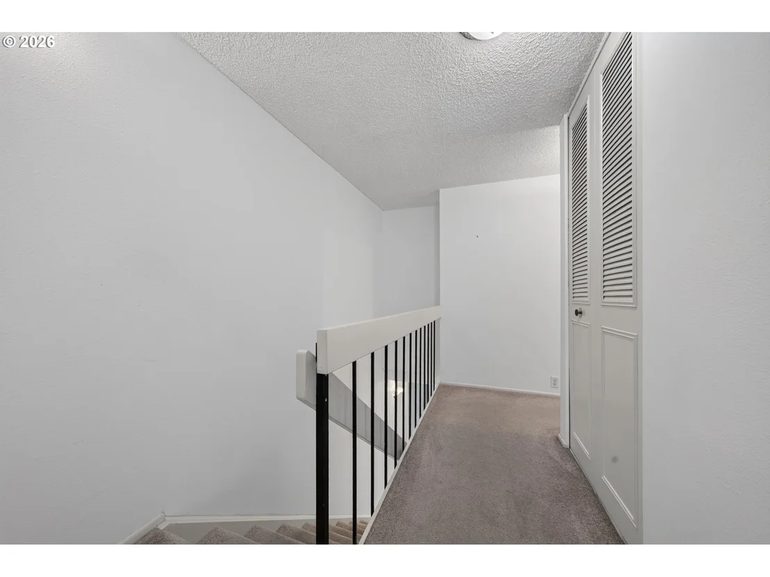 Photo of 20 BRAE BURN DR