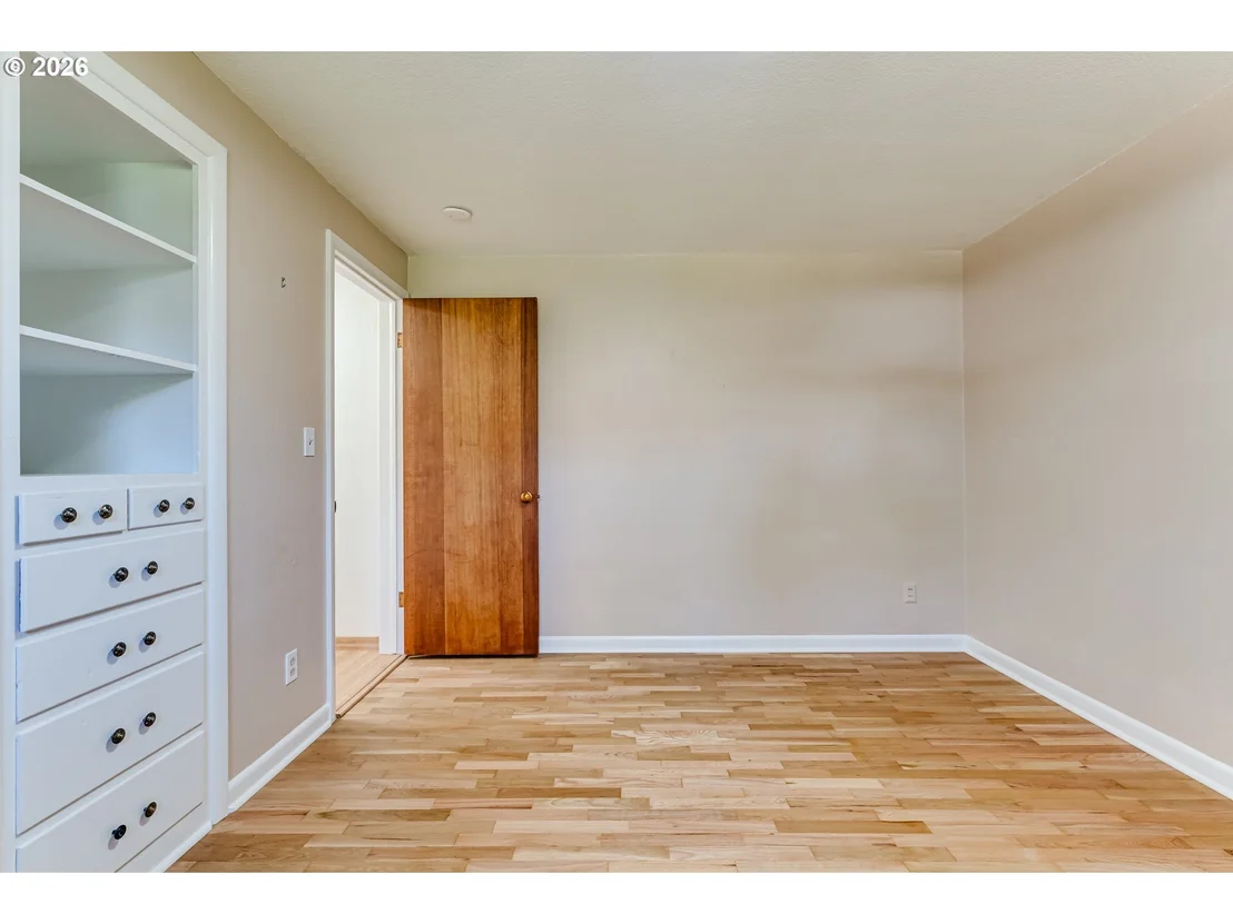 Photo of 280 REGAL CT