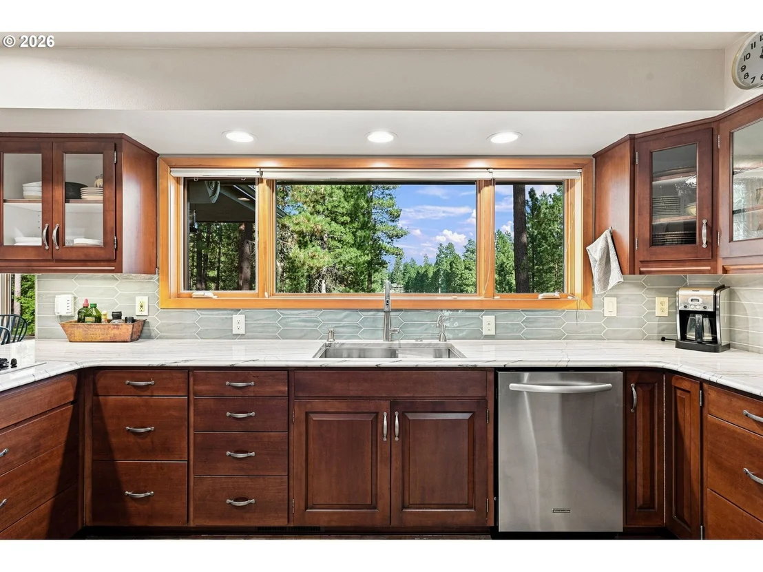 Photo of 13442 Galium