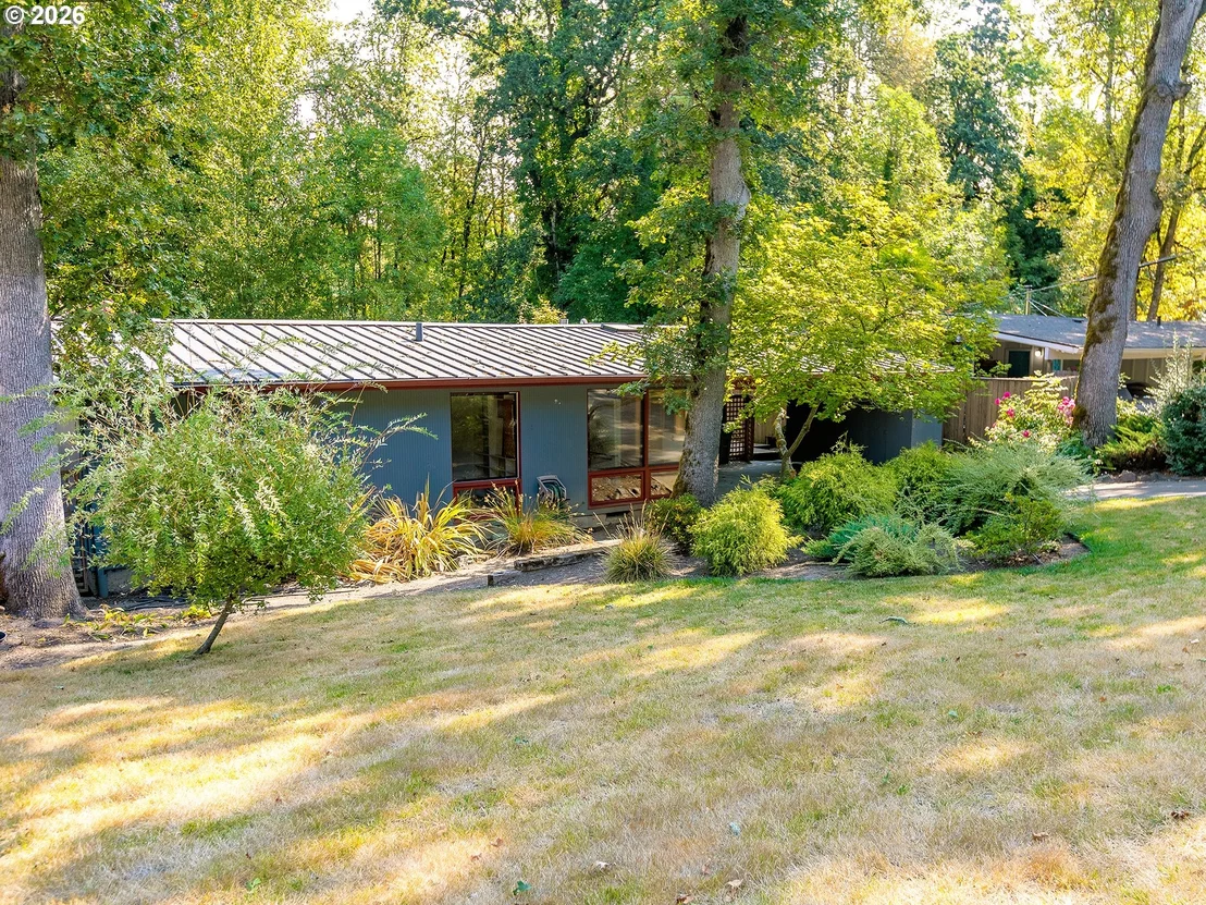 Photo of 19922 WHITE CLOUD CIR