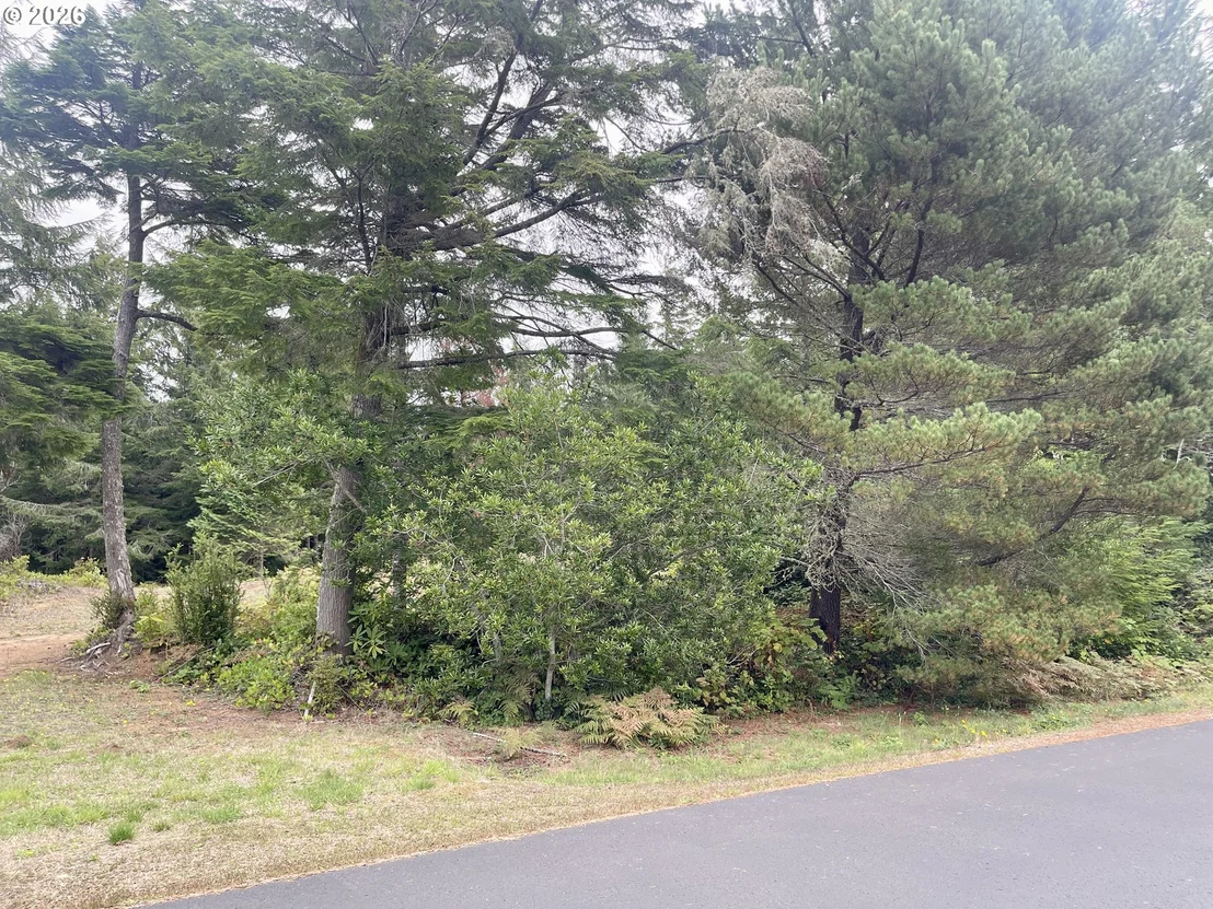 Photo of Unit LOT11 at Sandpoint RD
