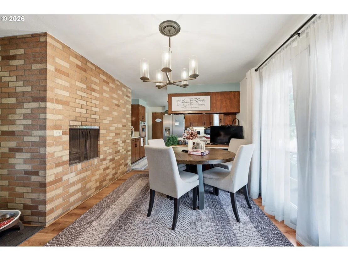 Photo of 1990 W 18TH AVE