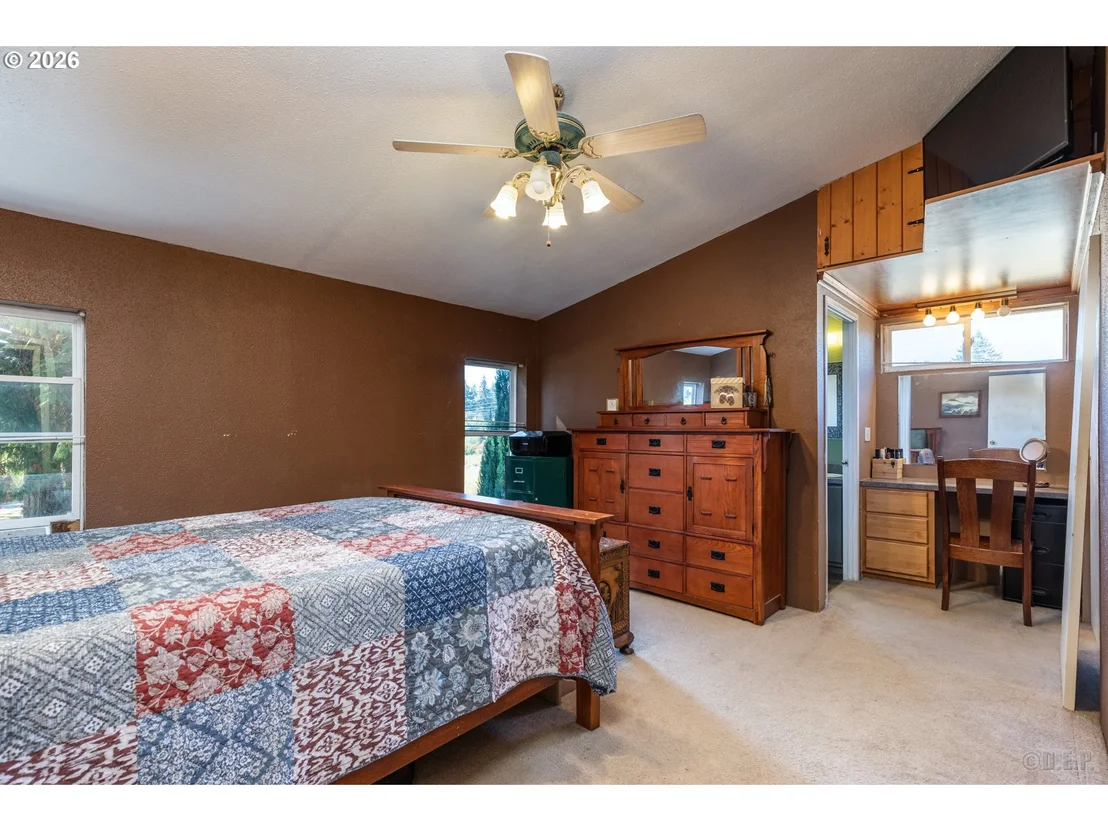 Photo of 76654 HEATH RD