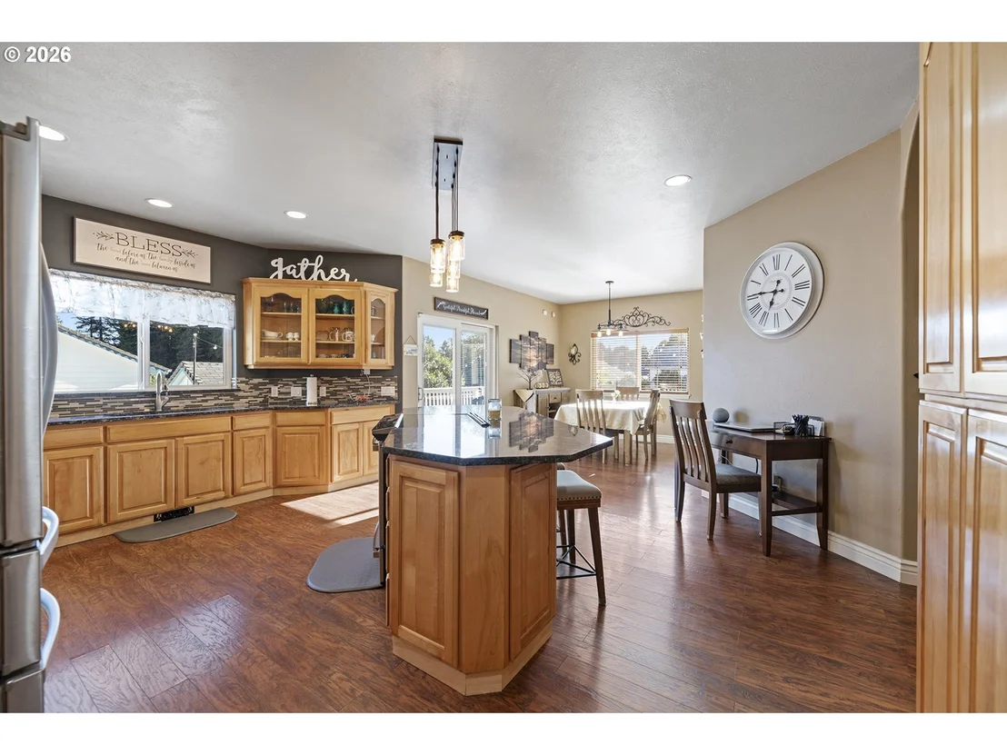 Photo of 997 KRISTA LN
