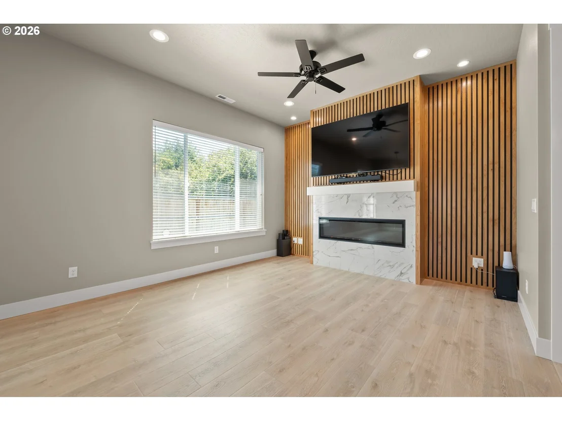 Photo of 544 BUSTER LN