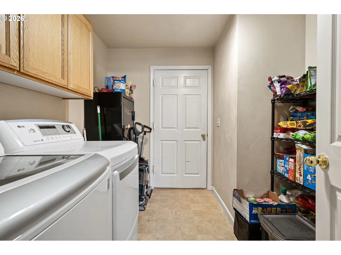Photo of 24891 KINGPIN LOOP