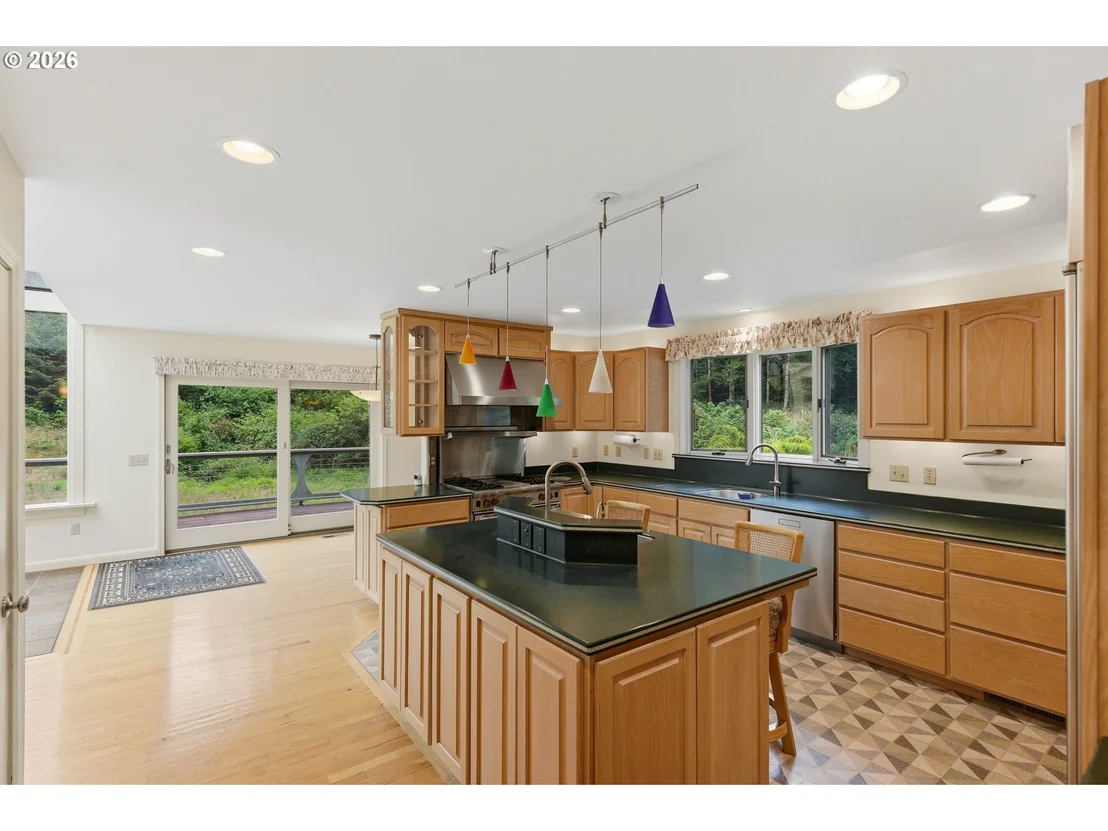 Photo of 61370 OLD WAGON RD