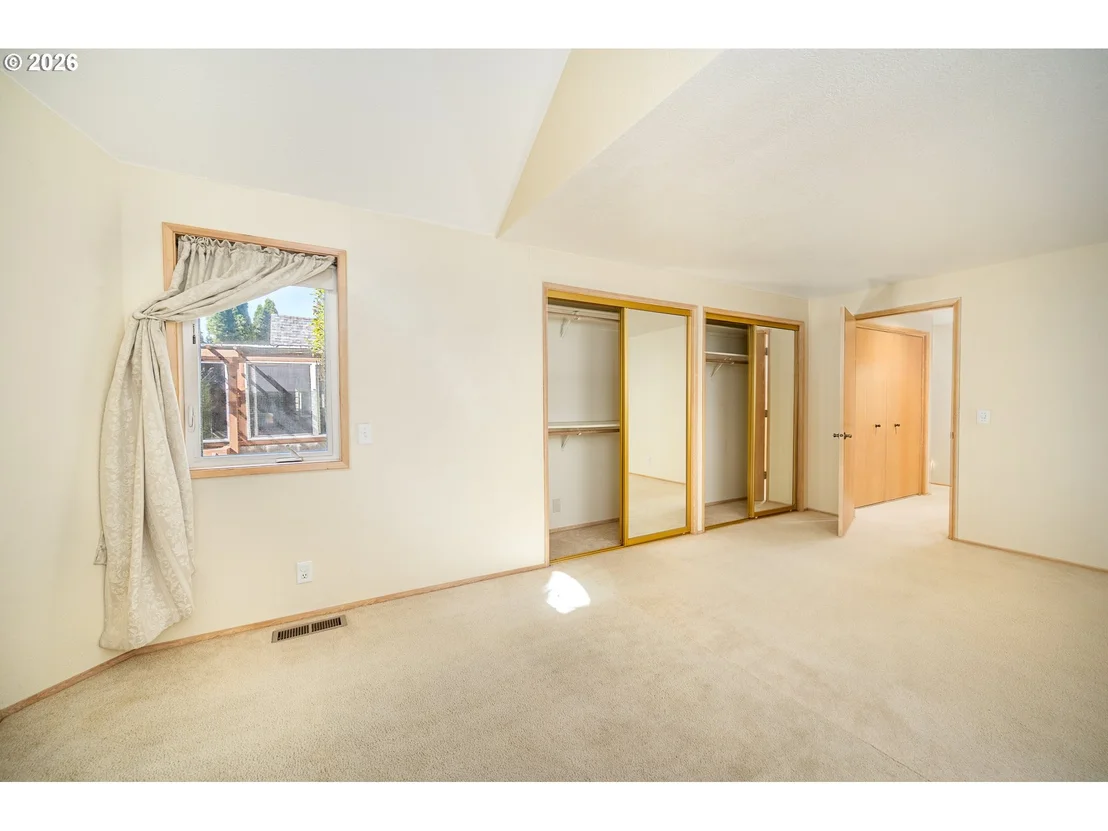 Photo of 1625 VICTORIAN WAY