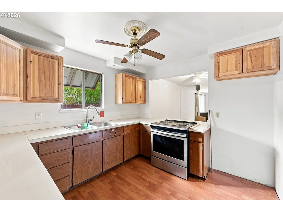 Photo of 828 NW FLORIDA AVE
