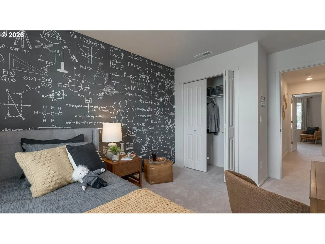 Photo of 502 Redmond ST NE