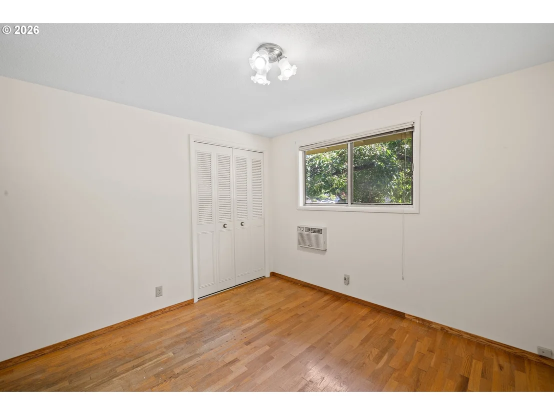 Photo of 2625 ELYSIUM AVE